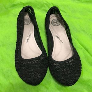 Women’s SO Black Lace Flats size 8